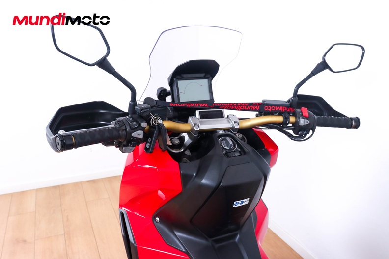 Motorbike image 10