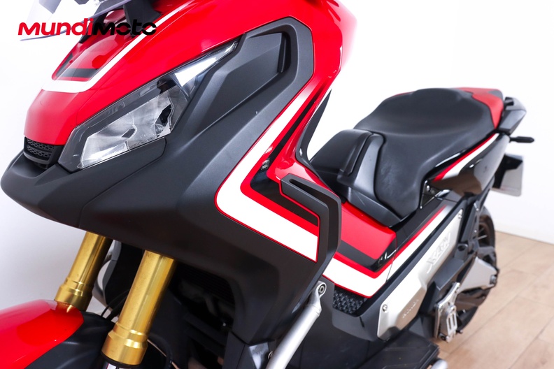 Motorbike image 8