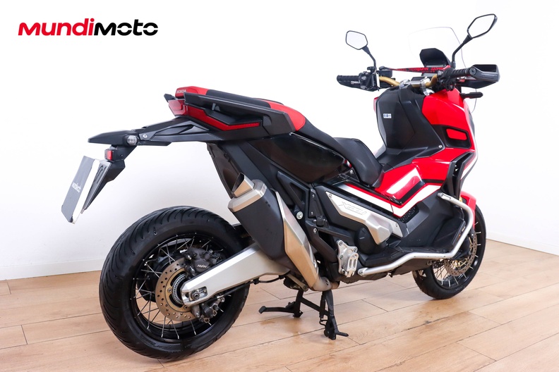 Motorbike image 2