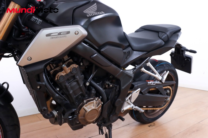 Motorbike image 8