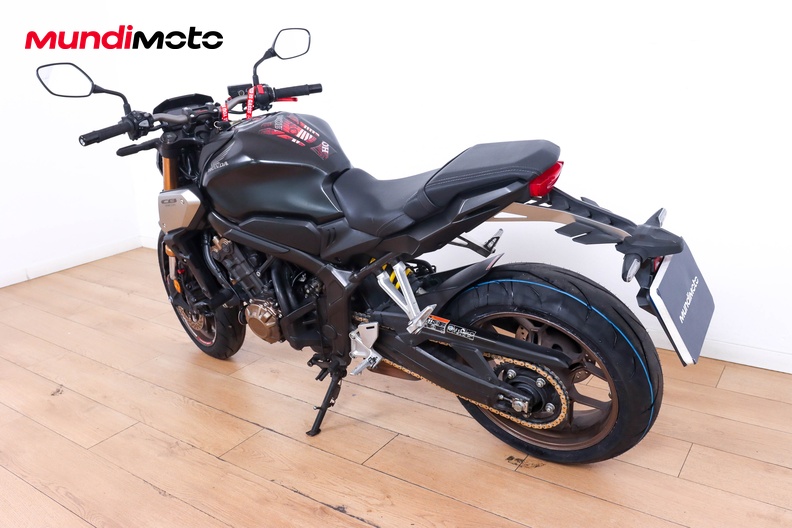 Motorbike image 6