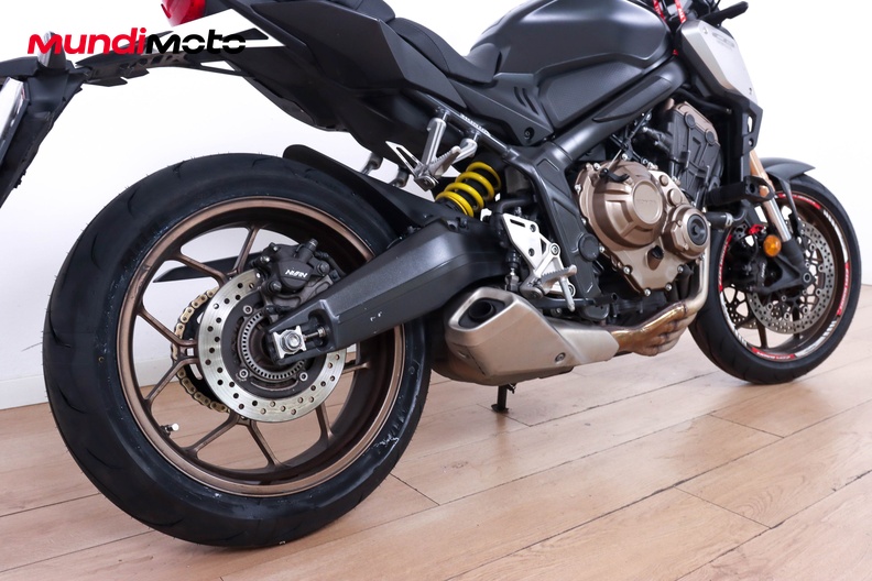Motorbike image 3