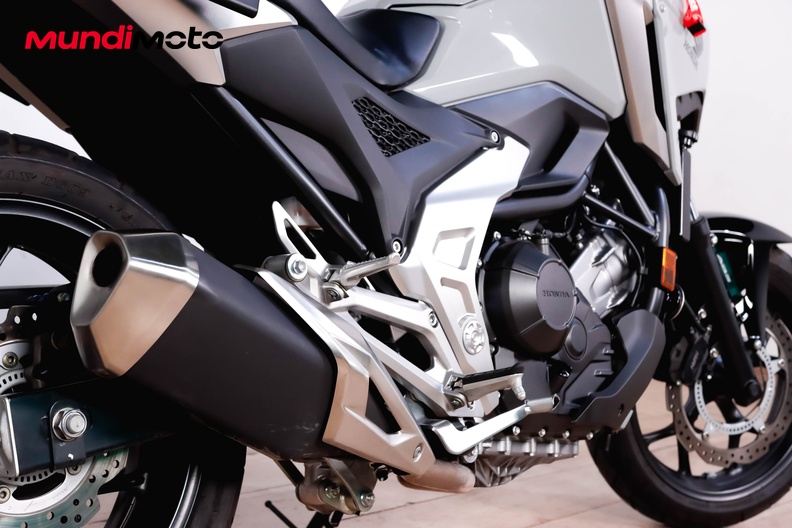 Motorbike image 3
