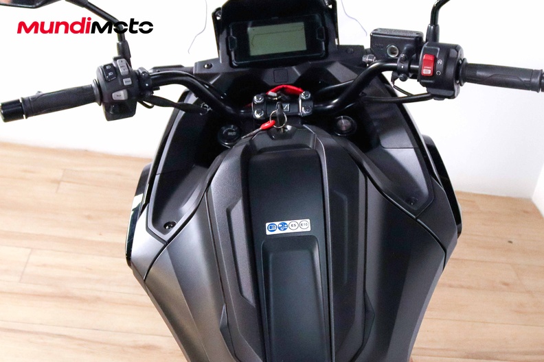 Motorbike image 10