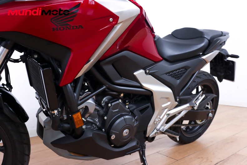 Motorbike image 8