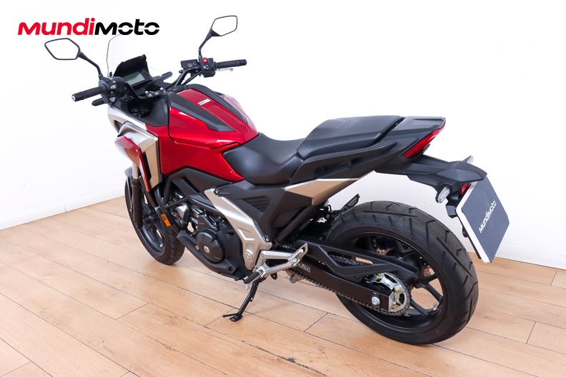 Motorbike image 6