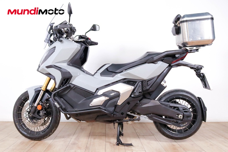 Motorbike image 5