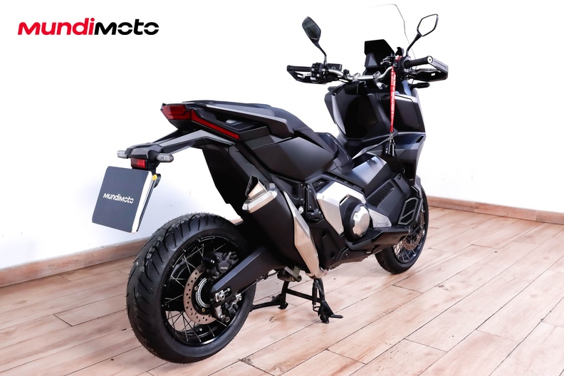 Motorbike image 2