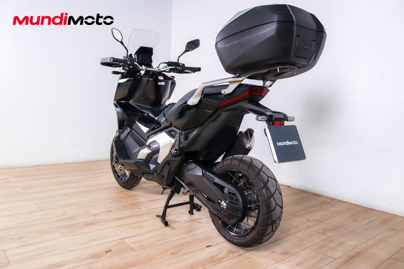 Motorbike image 6
