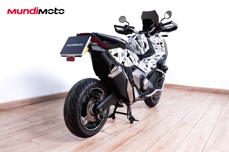 Motorbike image 2
