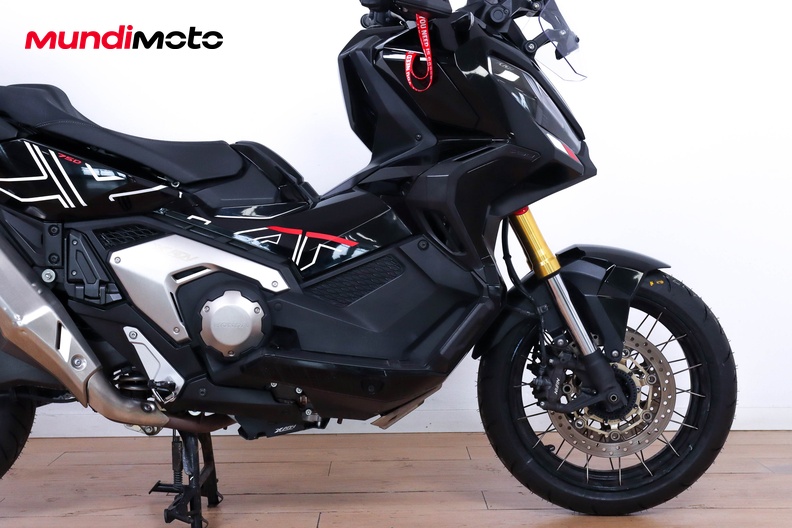 Motorbike image 13