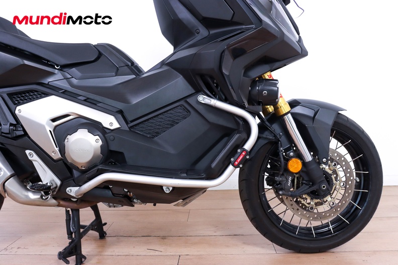 Motorbike image 12