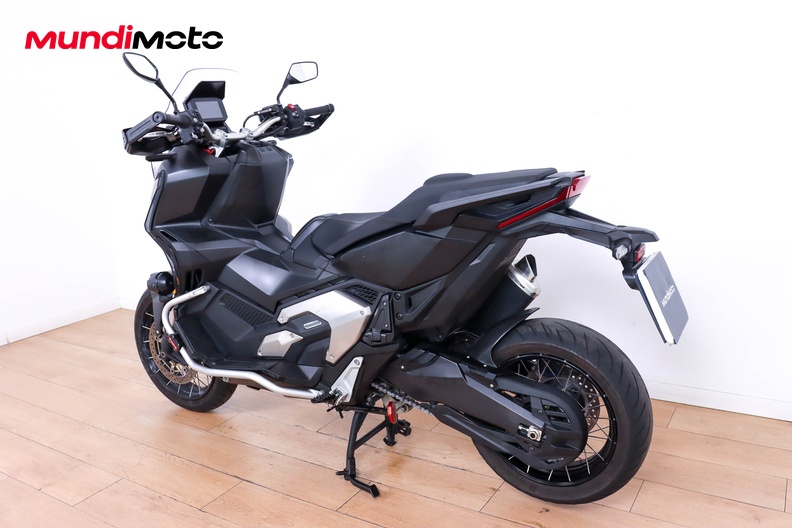 Motorbike image 6
