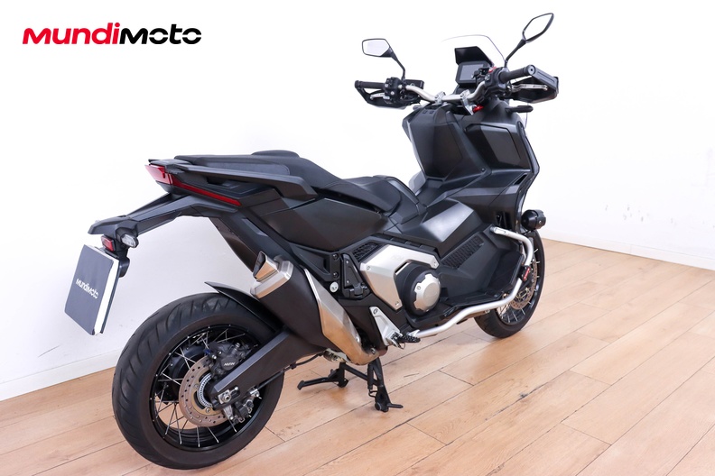 Motorbike image 2