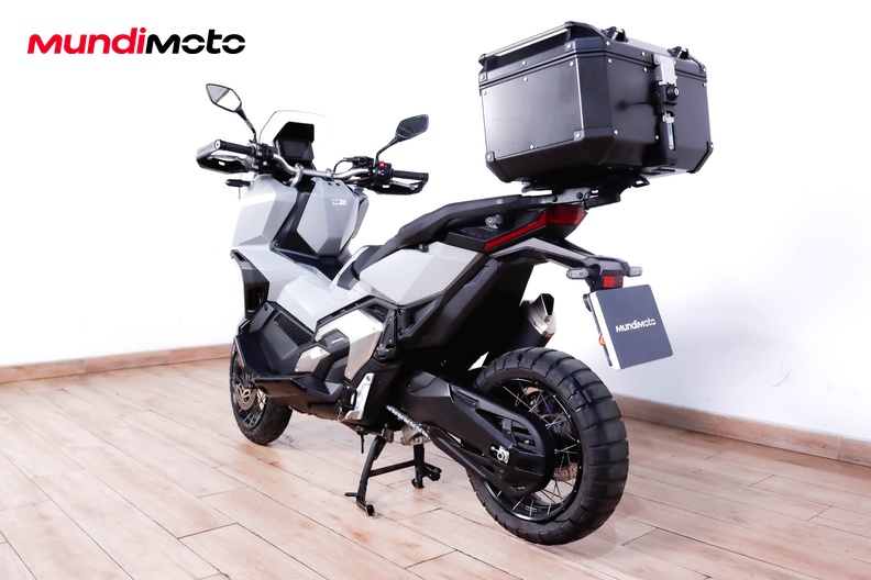 Motorbike image 6
