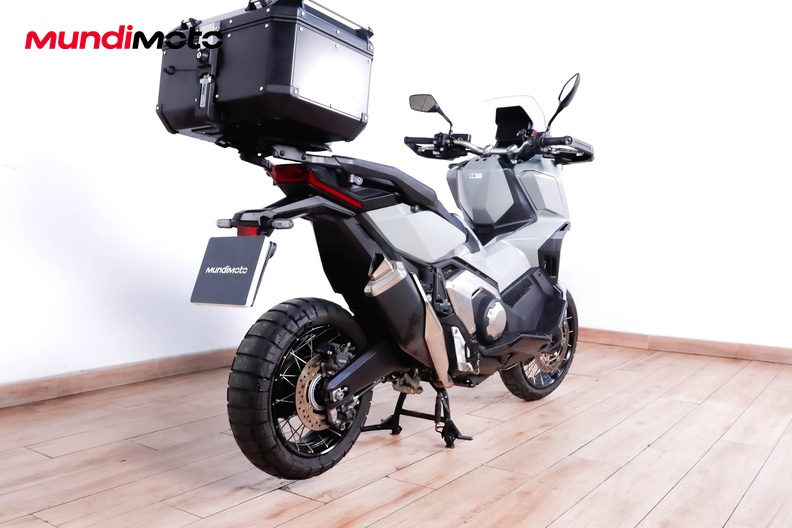 Motorbike image 2