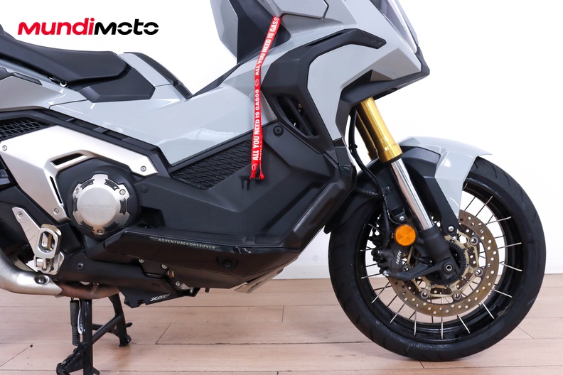 Motorbike image 12