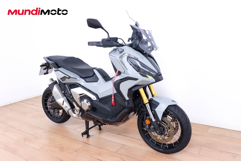 Motorbike image 1