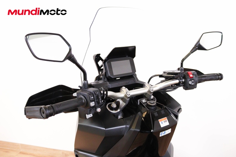Motorbike image 10