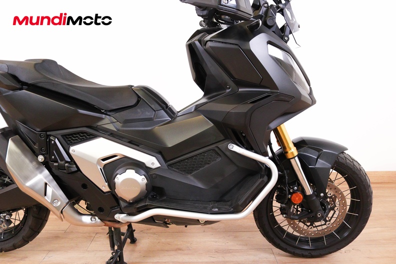 Motorbike image 13
