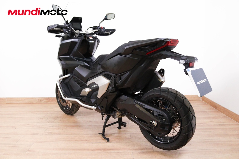 Motorbike image 7