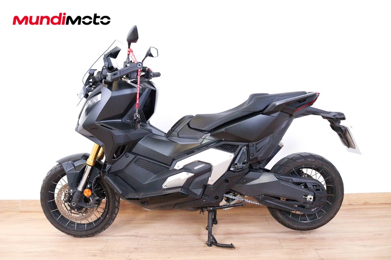 Motorbike image 5