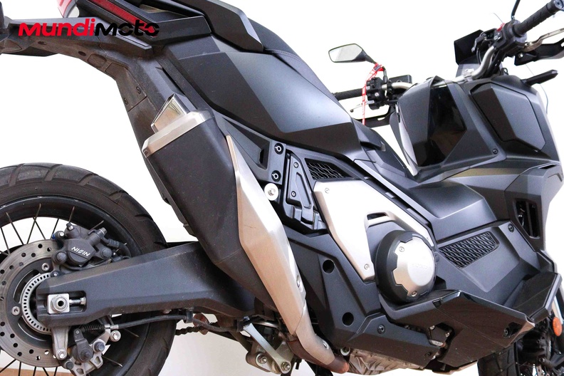 Motorbike image 3