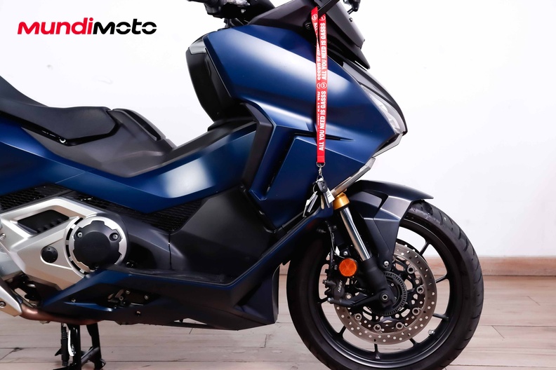 Motorbike image 12
