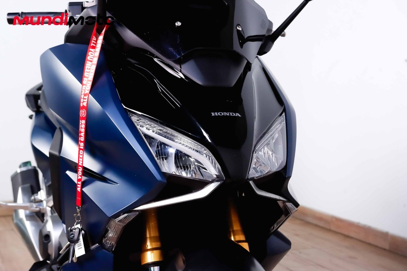 Motorbike image 4