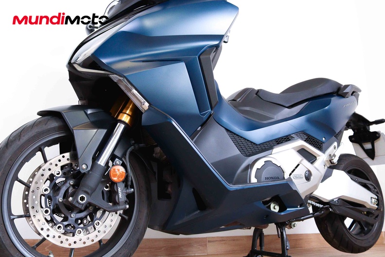 Motorbike image 8