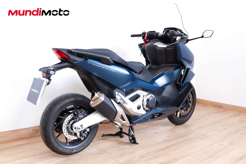 Motorbike image 2