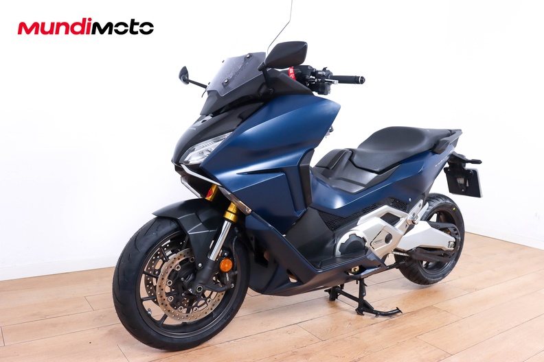 Motorbike image 7