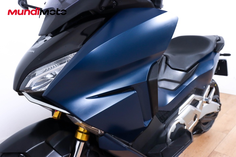 Motorbike image 8