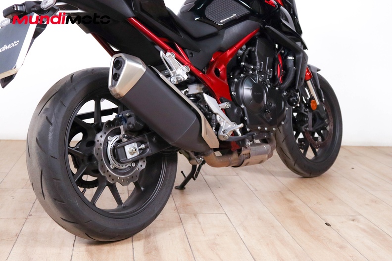 Motorbike image 3
