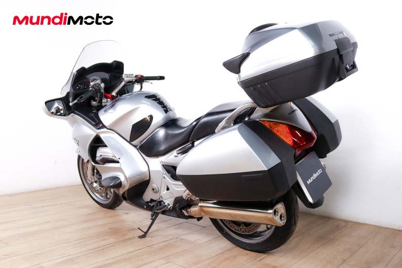 Motorbike image 6