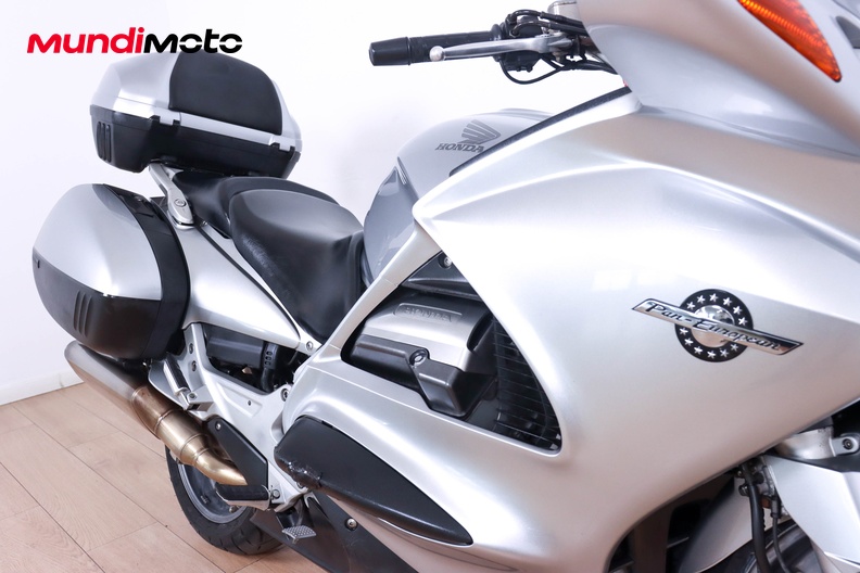 Motorbike image 13