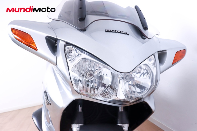 Motorbike image 4