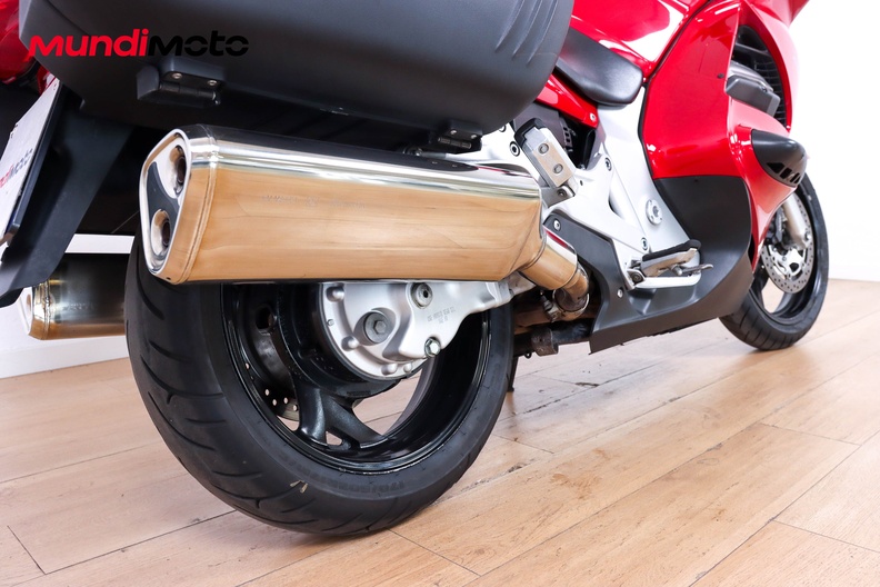Motorbike image 3