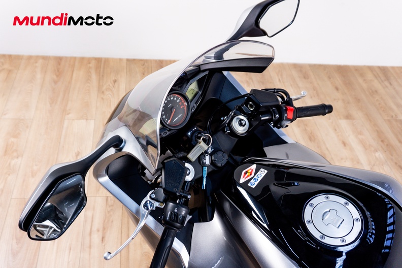 Motorbike image 10