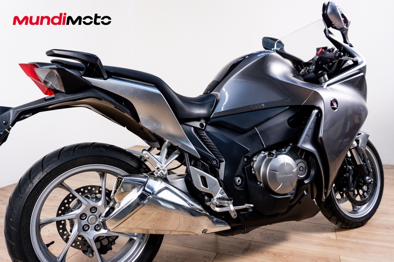 Motorbike image 2
