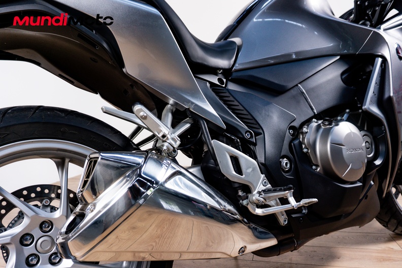 Motorbike image 3
