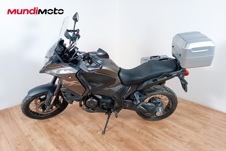 Motorbike image 5
