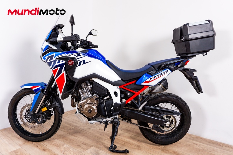 Motorbike image 5