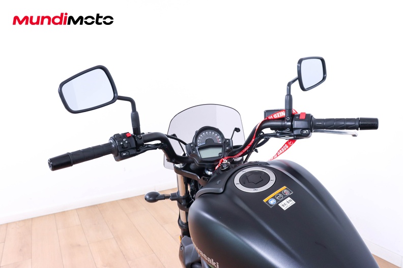 Motorbike image 10