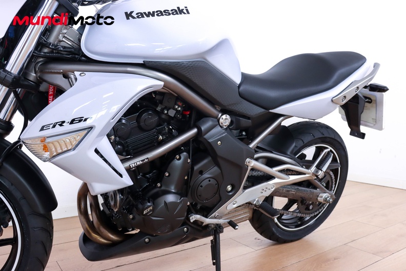 Motorbike image 8