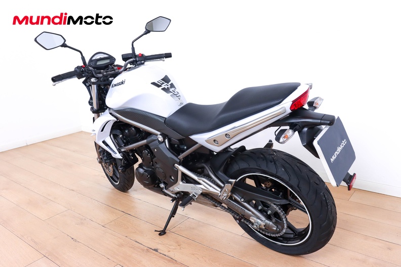 Motorbike image 6