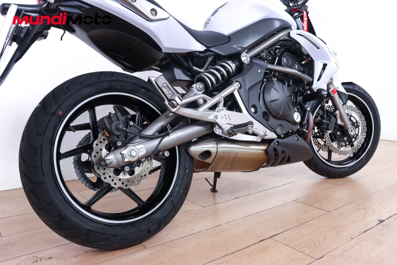 Motorbike image 3