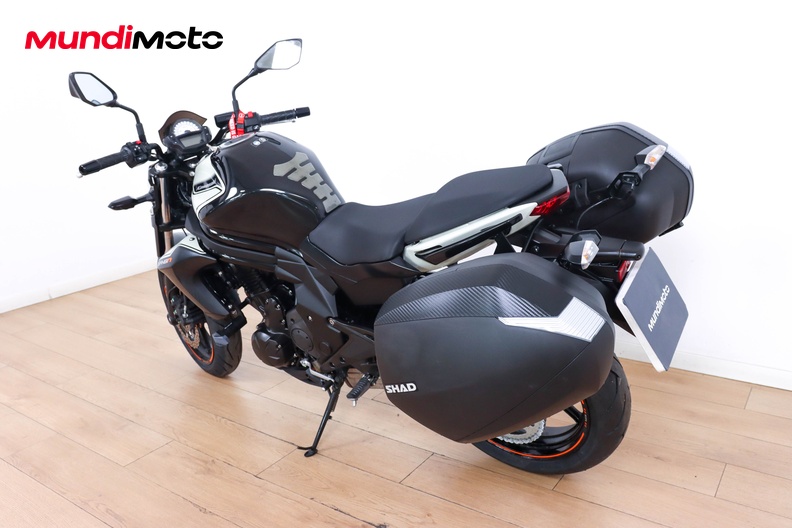 Motorbike image 6