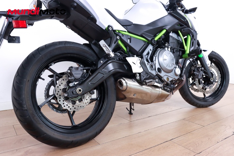 Motorbike image 3
