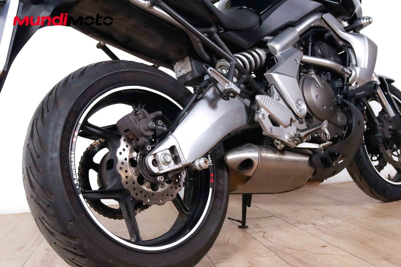 Motorbike image 3